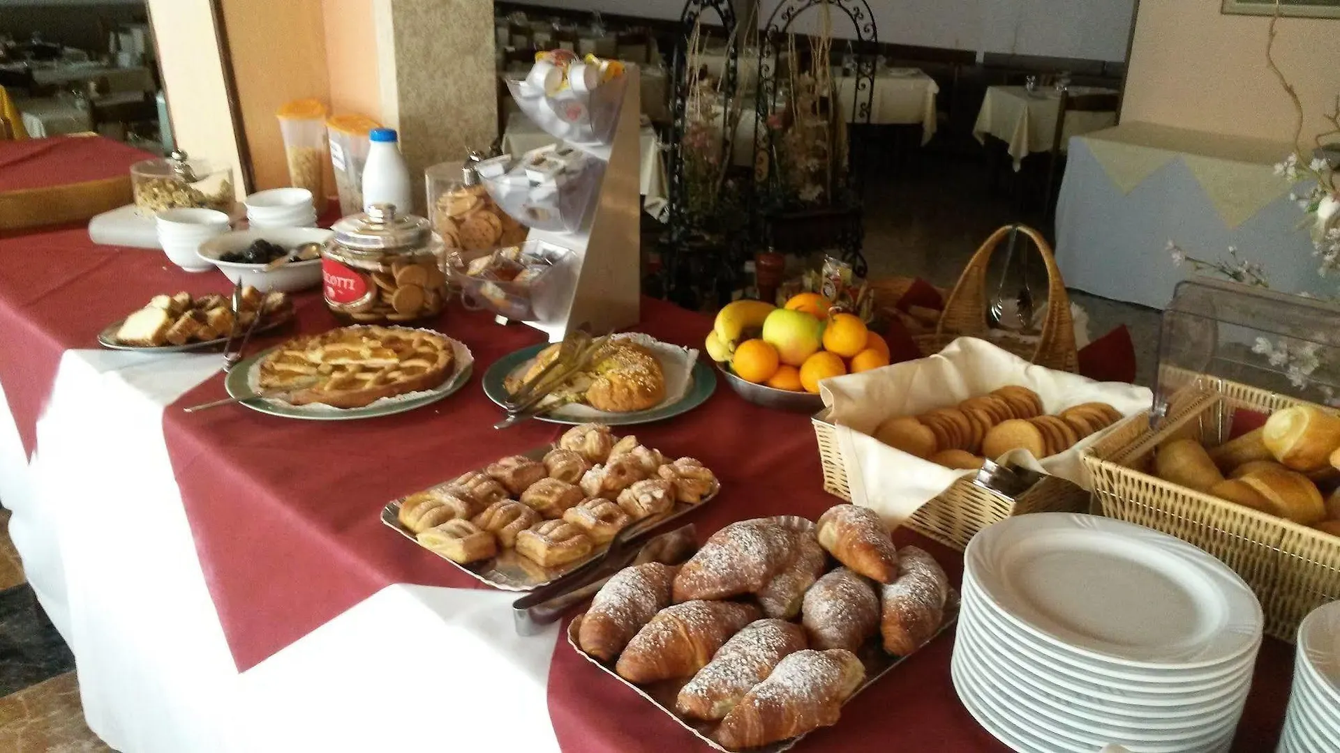 Albergo Giardino Toscolano Maderno Hotel