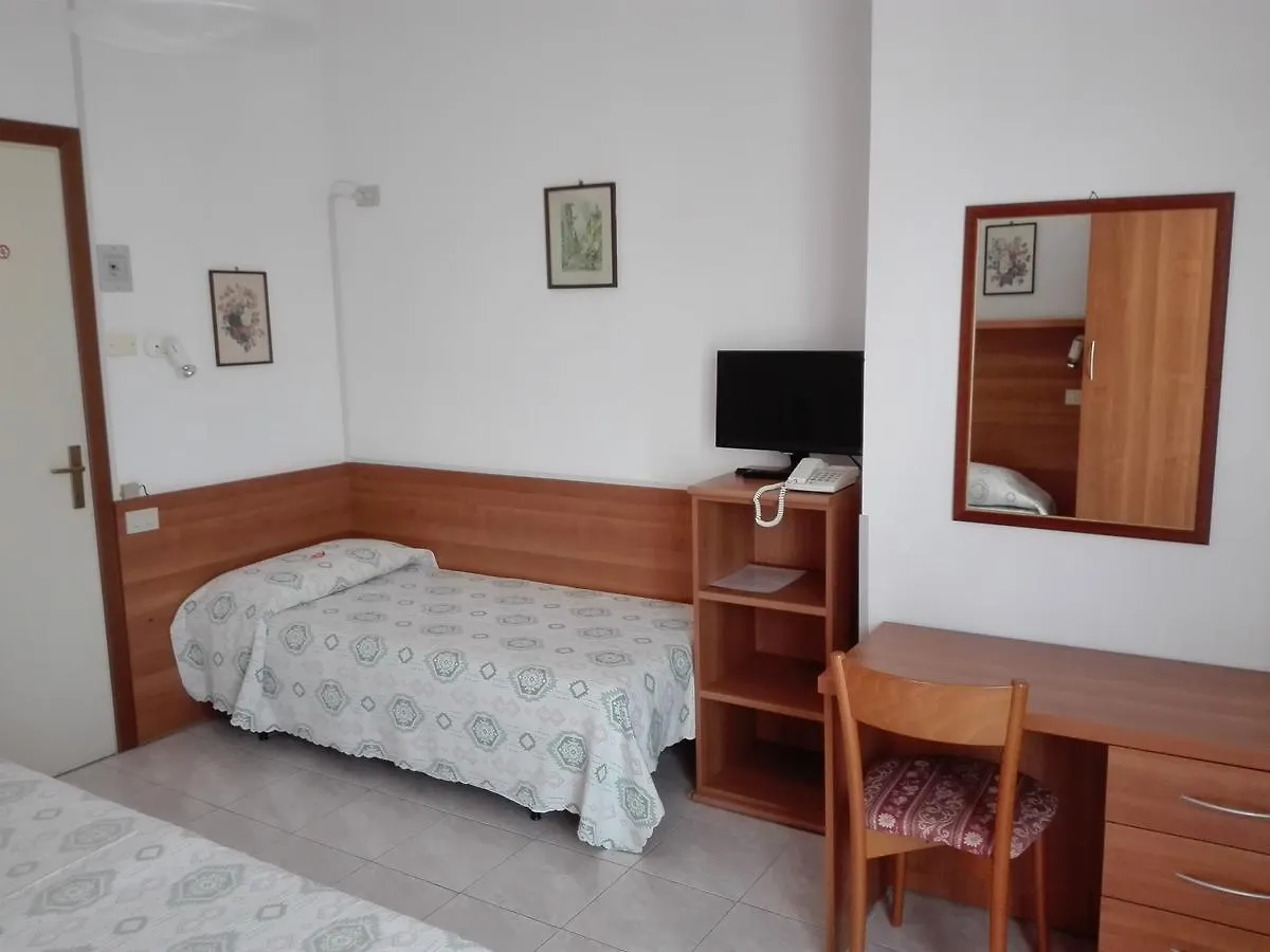 Albergo Giardino Toscolano Maderno Hotel