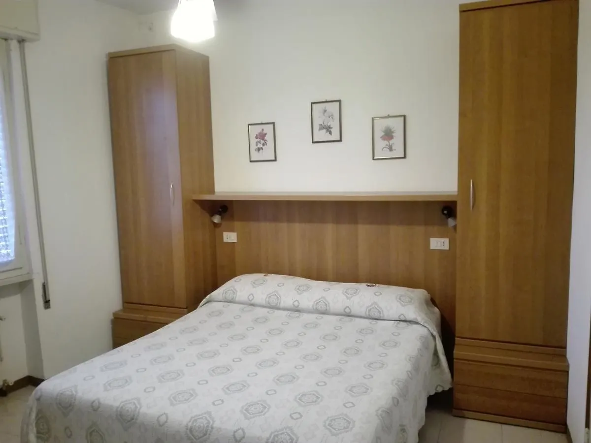 Albergo Giardino Toscolano Maderno Italy